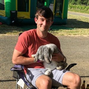 Meet your Posher, Chris